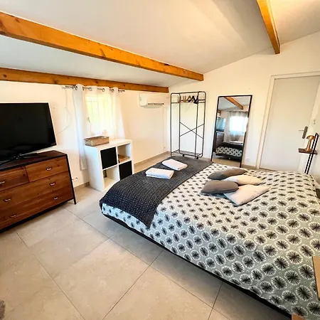 Au Milieu Des Vignes 펜션 *